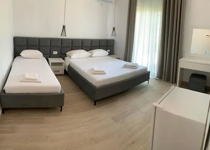 Thomas Pensjonat Dhërmi